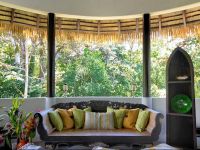  Makara Suites and Apartments