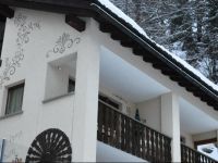  Ferienwohnungen Seraina