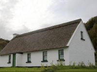  Corofin Lake Cottages