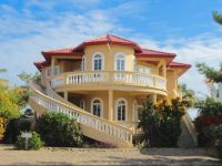  Blue Parrot Beach house