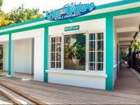  Blue Waters Hotel and Apartments