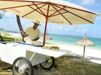  Emeraude Beach Attitude