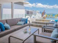  Latitude By Horizon Holidays