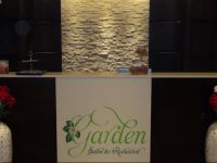  Garden Suites & Restaurant