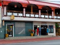  Paradiso Inn Apartments & Rooms