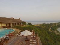  Mweya Safari Lodge