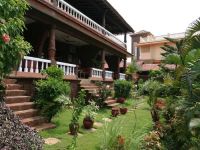  Papa Jollys Boutique Hotel