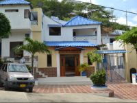  Hostal Techos Azules