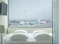  citizenM Schiphol Airport