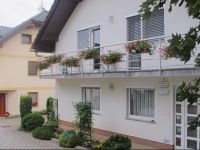  Apartment Sobe Ravbar