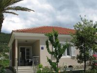  Banjol 782 YT Holiday Home