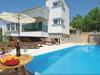  Imotski 20 with Outdoor Swimmingpool Holiday Home