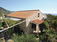  Komiza Put Norpine Holiday Home