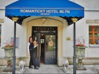  Romantic Hotel MlГЅn Karlstejn