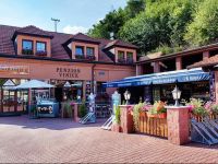  Penzion KarlЕЎtejn-Vinice