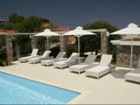  Oikies Small Elegant Houses