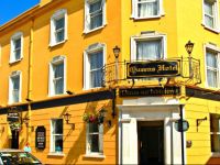  Queens Hotel & Nightclub