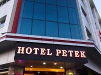  Petek Hotel