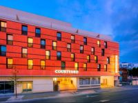  Courtyard Paris Arcueil