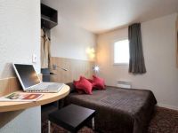  Balladins Coignieres