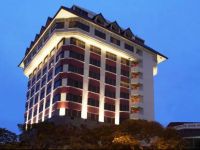  Santika Premiere Semarang