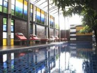  Pak Ping Ing Tang Boutique