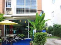  Ananas Phuket Hostel