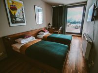  Quadrum Sky and Yoga Resort