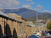  Sullivans Cove Apartments