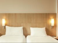  Ibis Cannes Mouans Sartoux