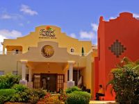  Tropical Winds Apartment Hotel