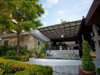  Karabuning Resort & Spa