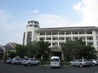  Surin Majestic Hotel