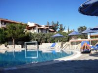  Creta Suites