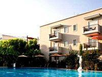  Peridis Family Resort