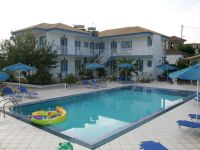  Gerrys Studios Apartments