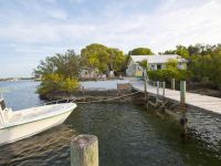  Lintons Beach Cottages