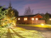  South Winchester Lodges