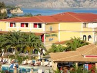  Porto Koukla Beach Hotel