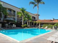  BEST WESTERN Plus Orange County Airport North