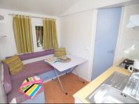  Camping Les Bruyeres