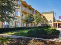  Comfort Suites DFW Airport