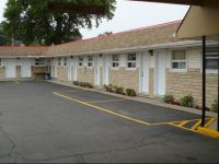  Eastcourt London Motel