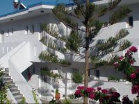  Creta Vassakis Studios