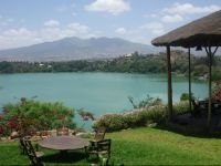  The Babogaya Lake Viewpoint Lodge