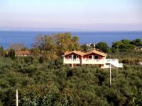  Arazzo Holiday Apartments