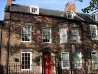  Sir William Fox Hotel