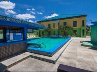  Airport Suites Hotel