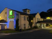  Holiday Inn Express Glenrothes
