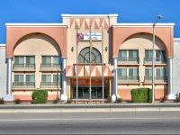  Barcelona Suites Albuquerque